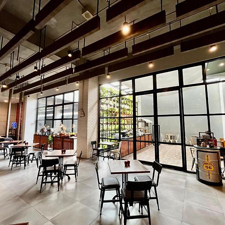 มีโอเทล เจมเบอร์ บาย ดาฟัม Hotel ภายนอก รูปภาพ